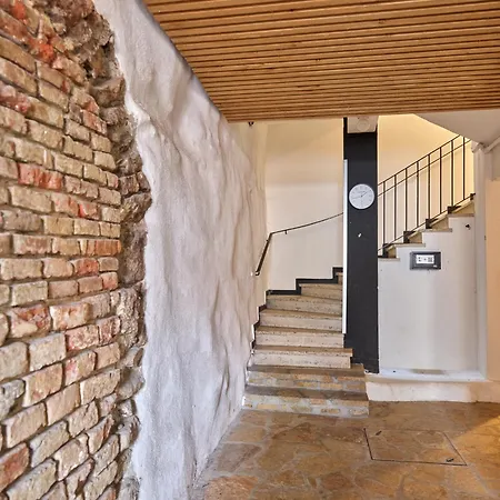 Apartman Residery Zentrale Altbauwohnung Mit Arbeitsplatz In Der Innstadt *