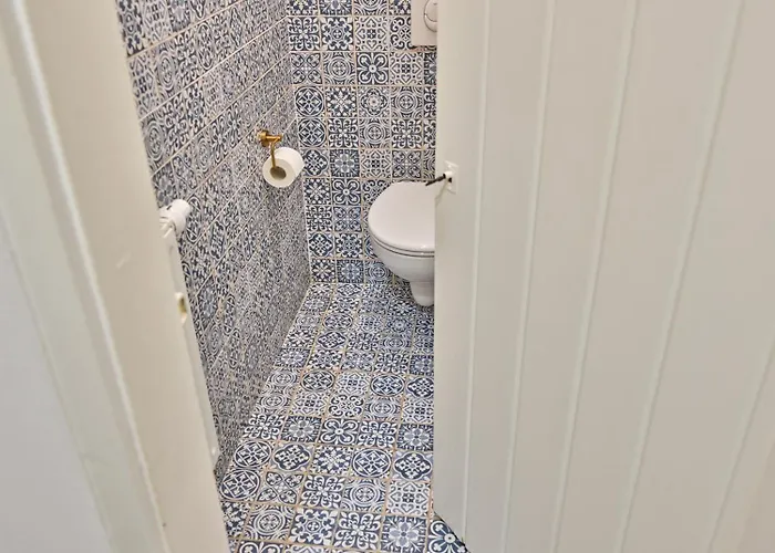 Residery Zentrale Altbauwohnung Mit Arbeitsplatz In Der Innstadt