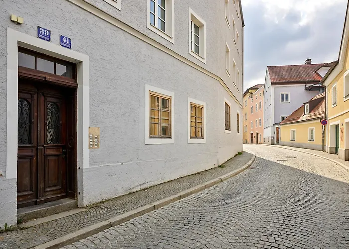 Residery Zentrale Altbauwohnung Mit Arbeitsplatz In Der Innstadt Apartment Passau